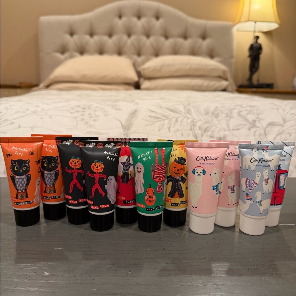 NEW Heathcote & Ivory Nathalie Lete Halloween & Cath Kidston Festive Hand Lotion - Picture 6 of 8